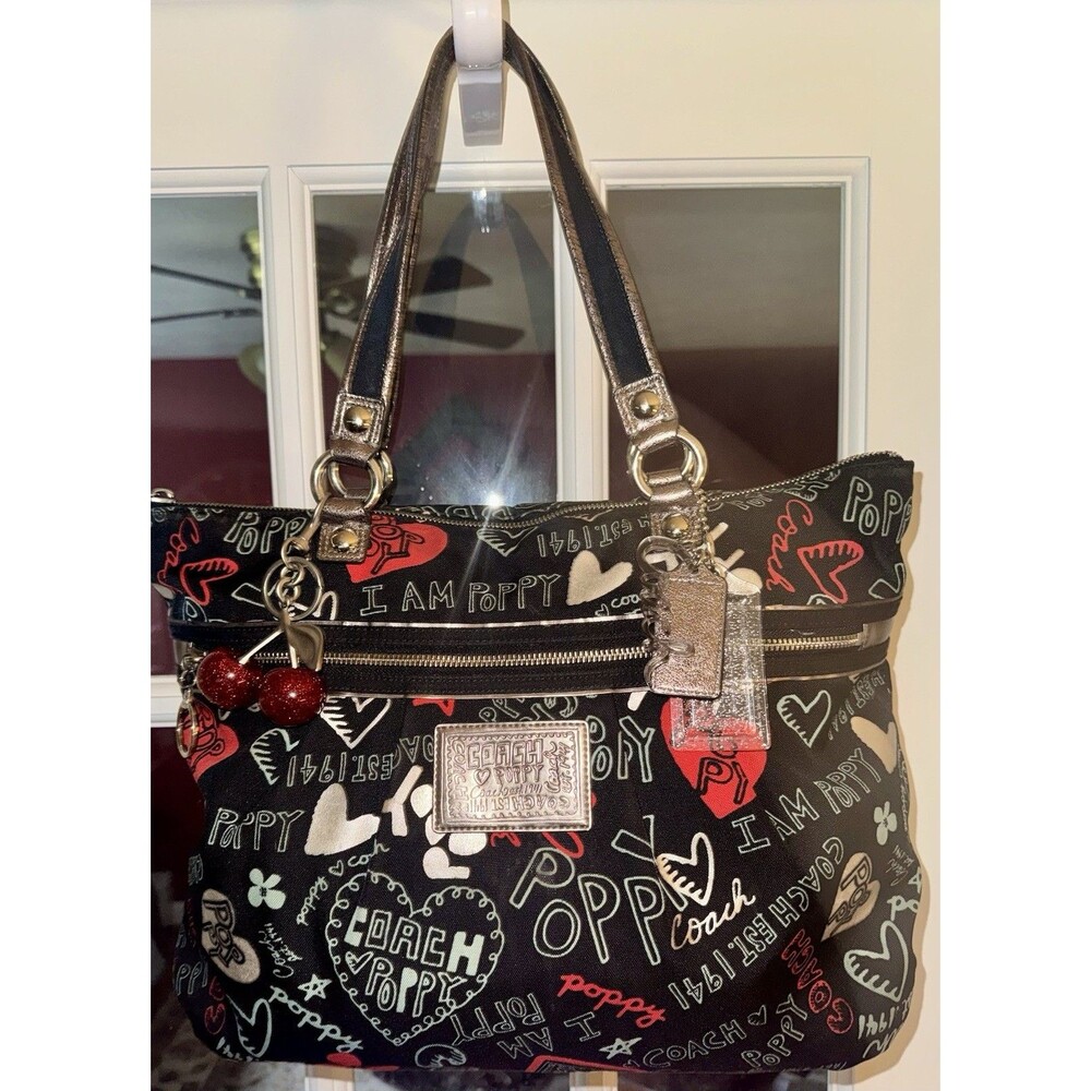 Coach Poppy G1020-16052 Large Glam Tote W Graffiti Print Tote In EUC